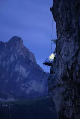 Übernachten in der Felswand