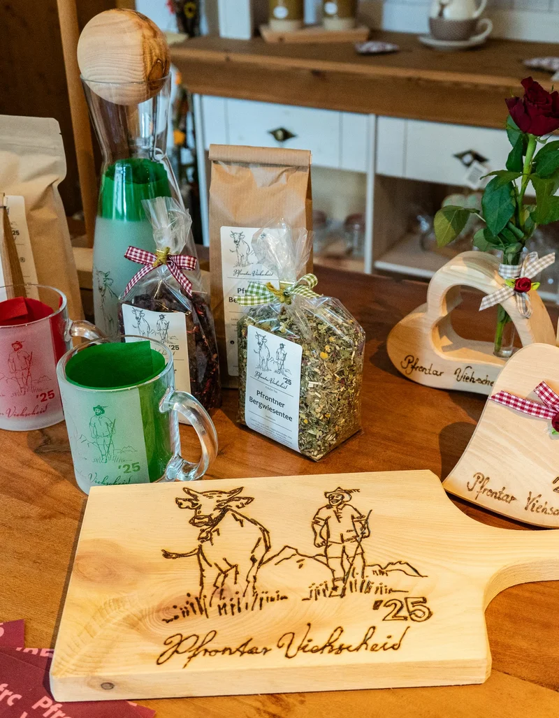 Verschiedene Proukte mit Viehscheid-Bezug