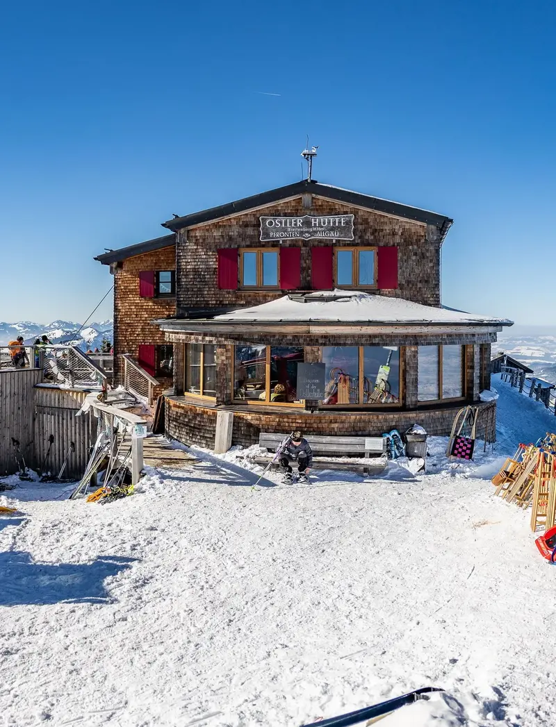 Ostlerhütte auf dem Breitenberggipfel