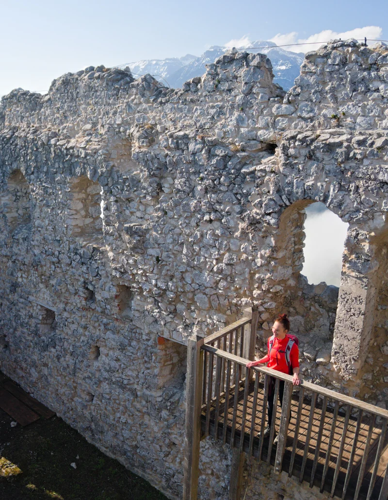 Aussichtsplattform in der Burgruine