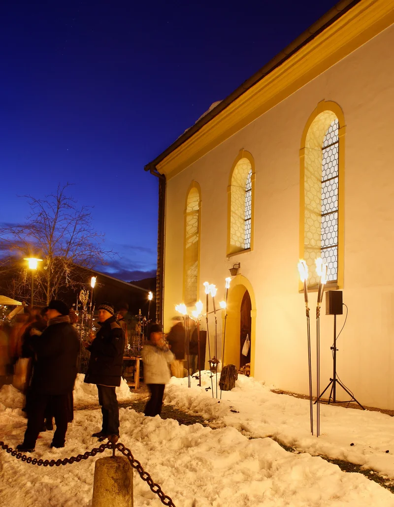 Weihnachtliche Stimmung auf dem Weihnachtsmarkt in Pfronten.