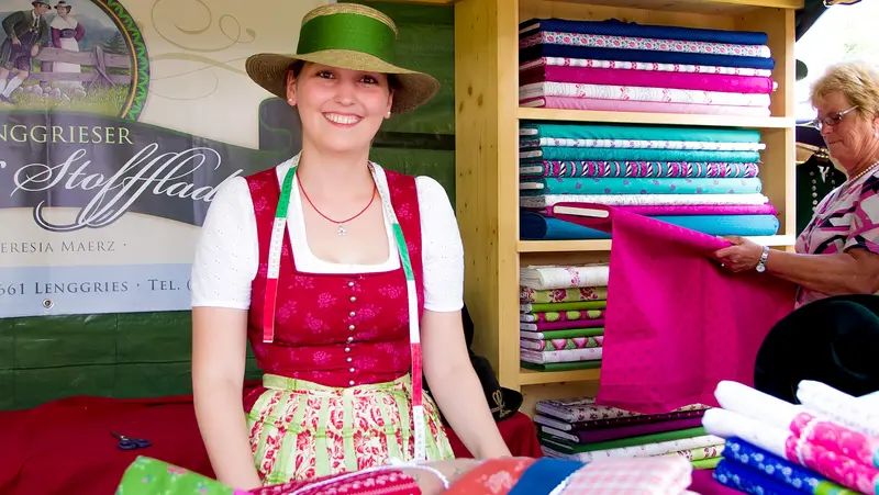 Trachtenmarkt in Pfronten im Allgäu: Einer der schönsten Trachtenmärkte in Bayern 
