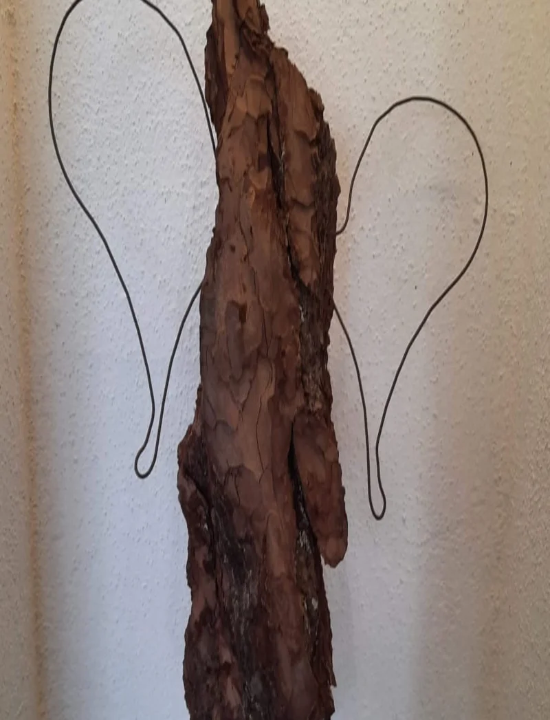 Engel aus Schwemmholz