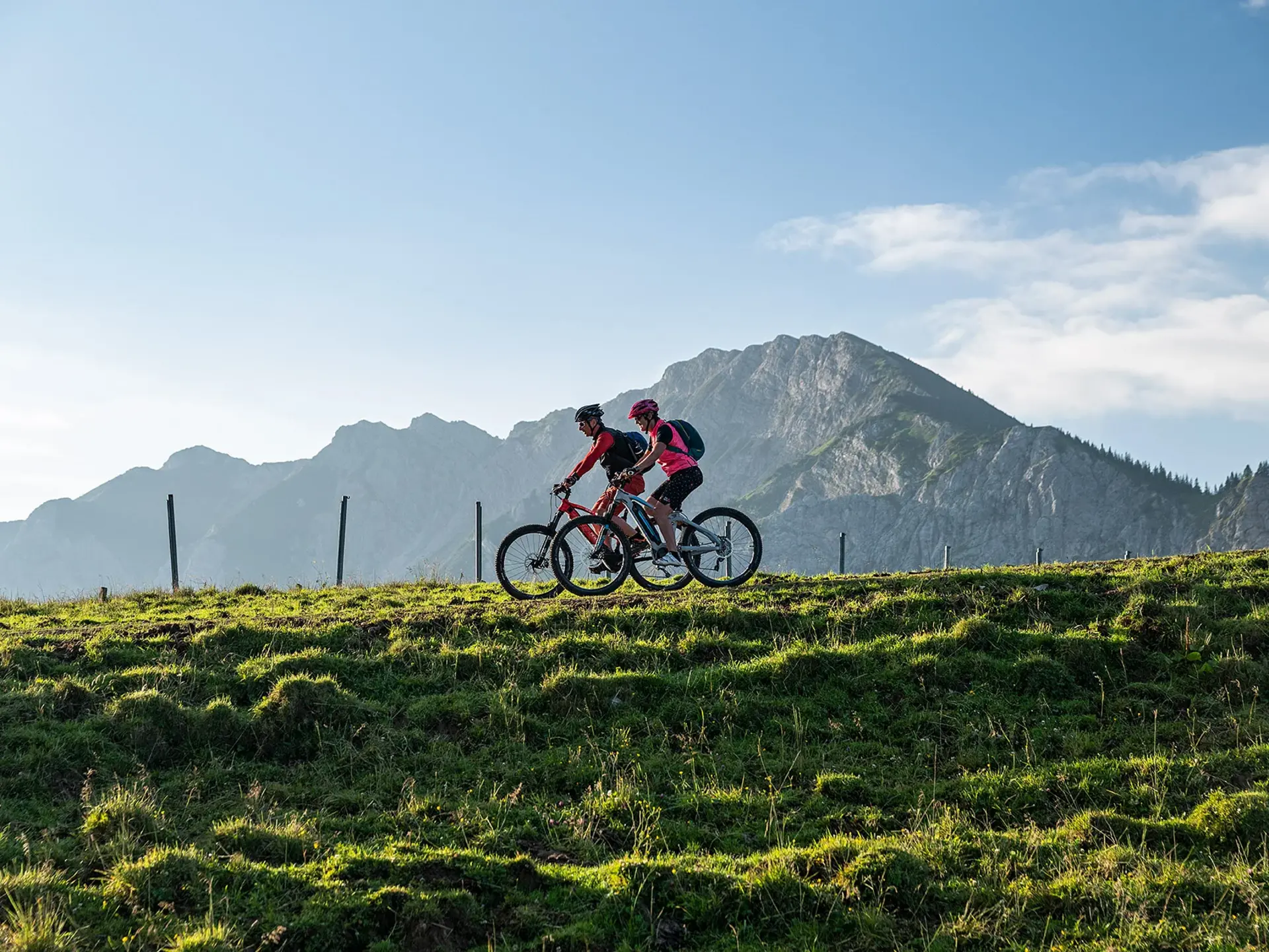 E-Biken in den Alpen in Pfronten im Allgäu 